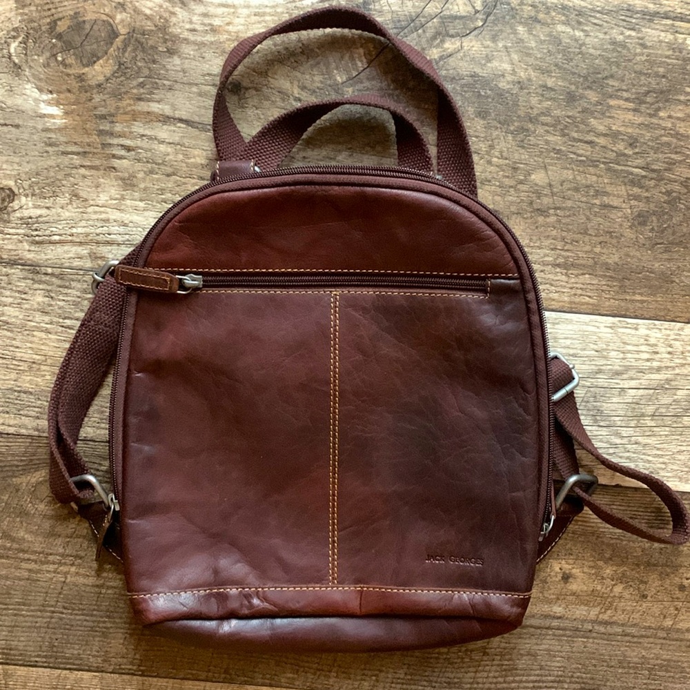 JACK GEORGES VOYAGER SMALL CONVERTIBLE BROWN LEATHER BACKPACK/CROSSBODY😍